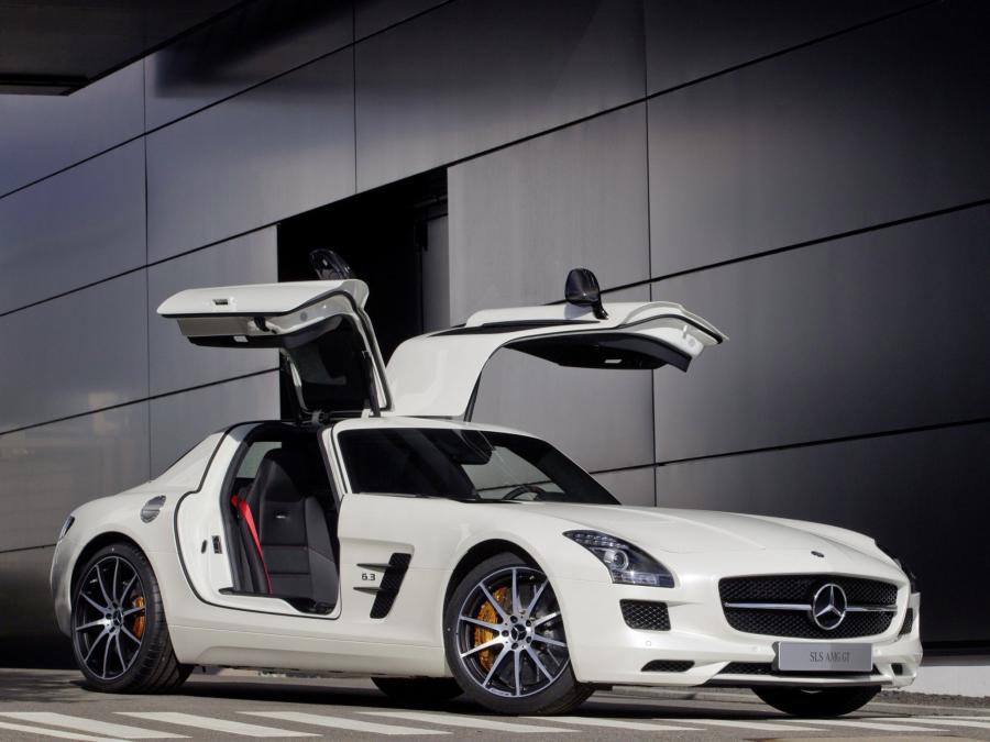  Mercedes-Benz SLS AMG GT 2012 года  (фото 10 из 12)